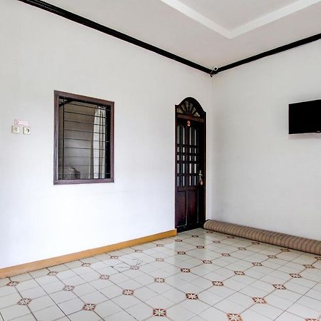 Spot On 92623 Mw 46 Guesthouse Pakualaman 外观 照片