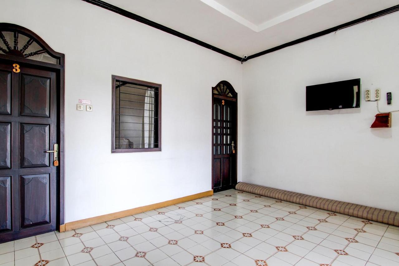 Spot On 92623 Mw 46 Guesthouse Pakualaman 外观 照片