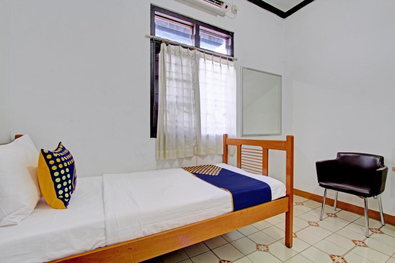Spot On 92623 Mw 46 Guesthouse Pakualaman 外观 照片